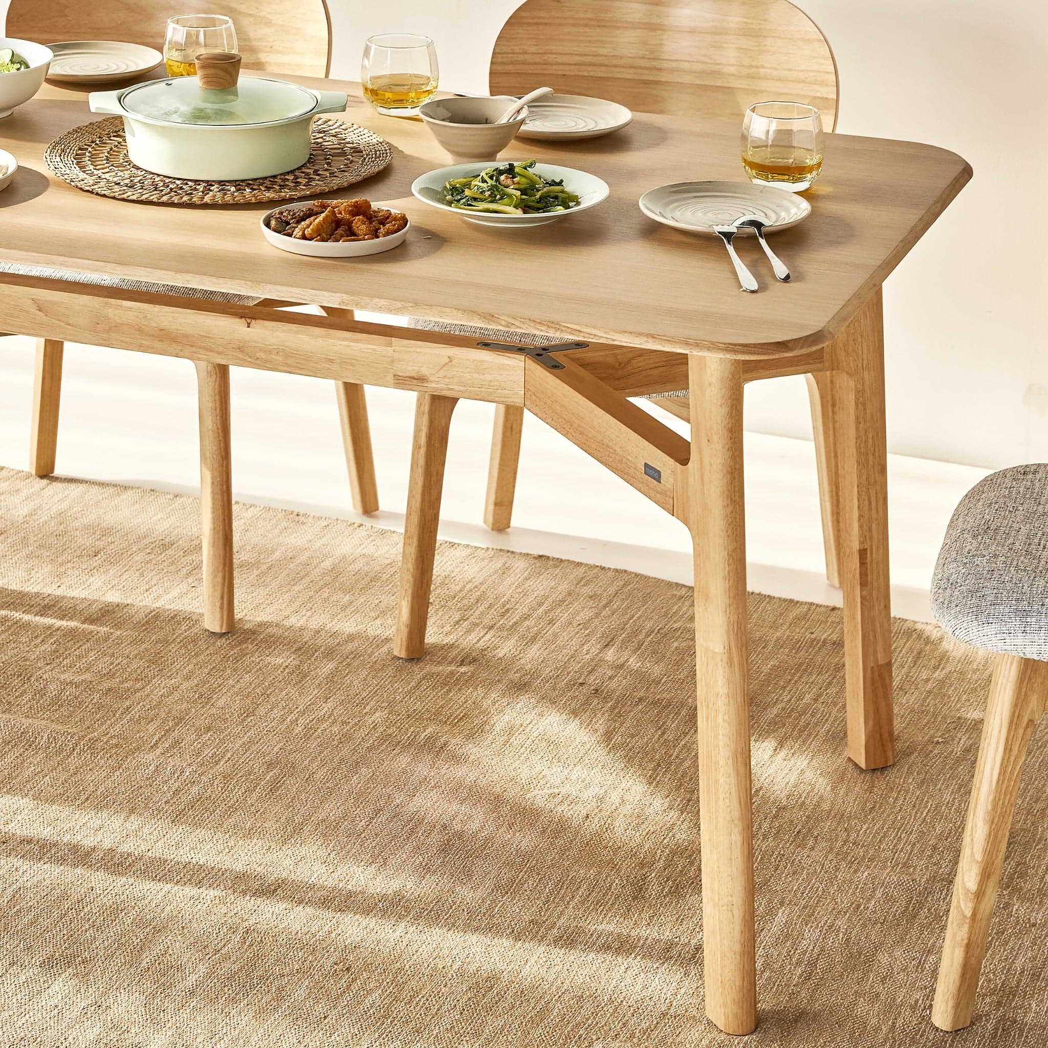 Bàn Ăn Gỗ 1m6 SERENA